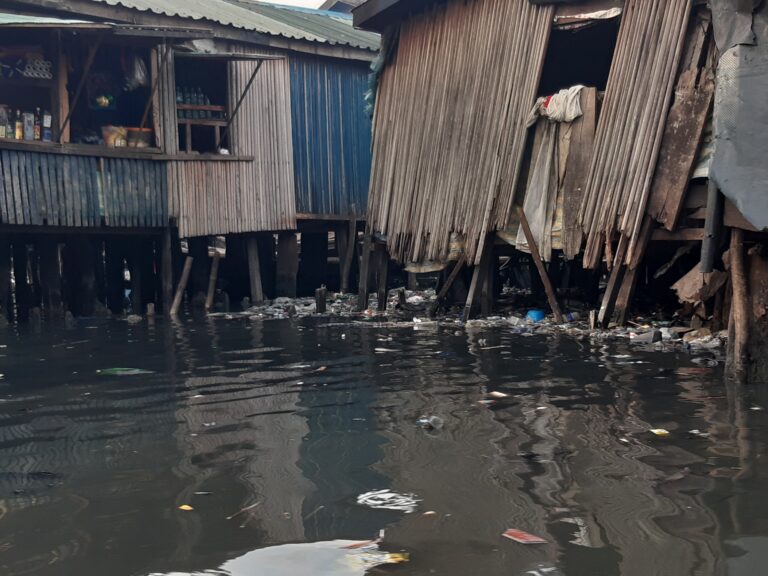 Makoko water